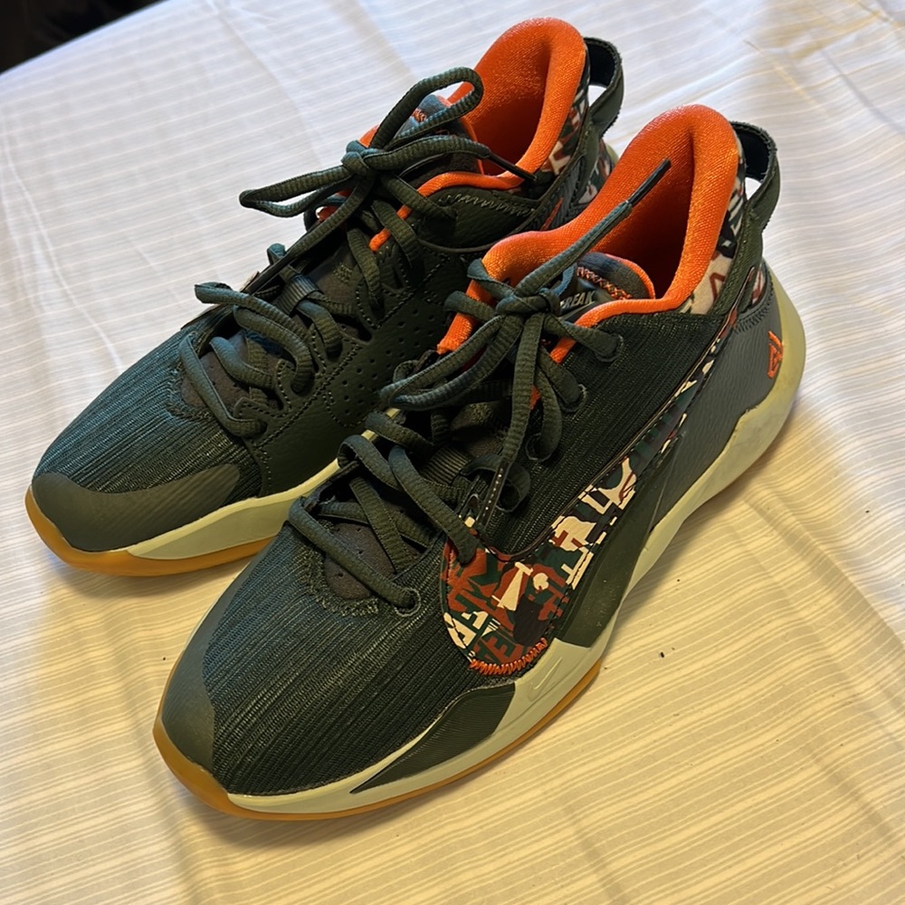 Nike freak shoes 5.5 size 38 - Picture 2 of 2